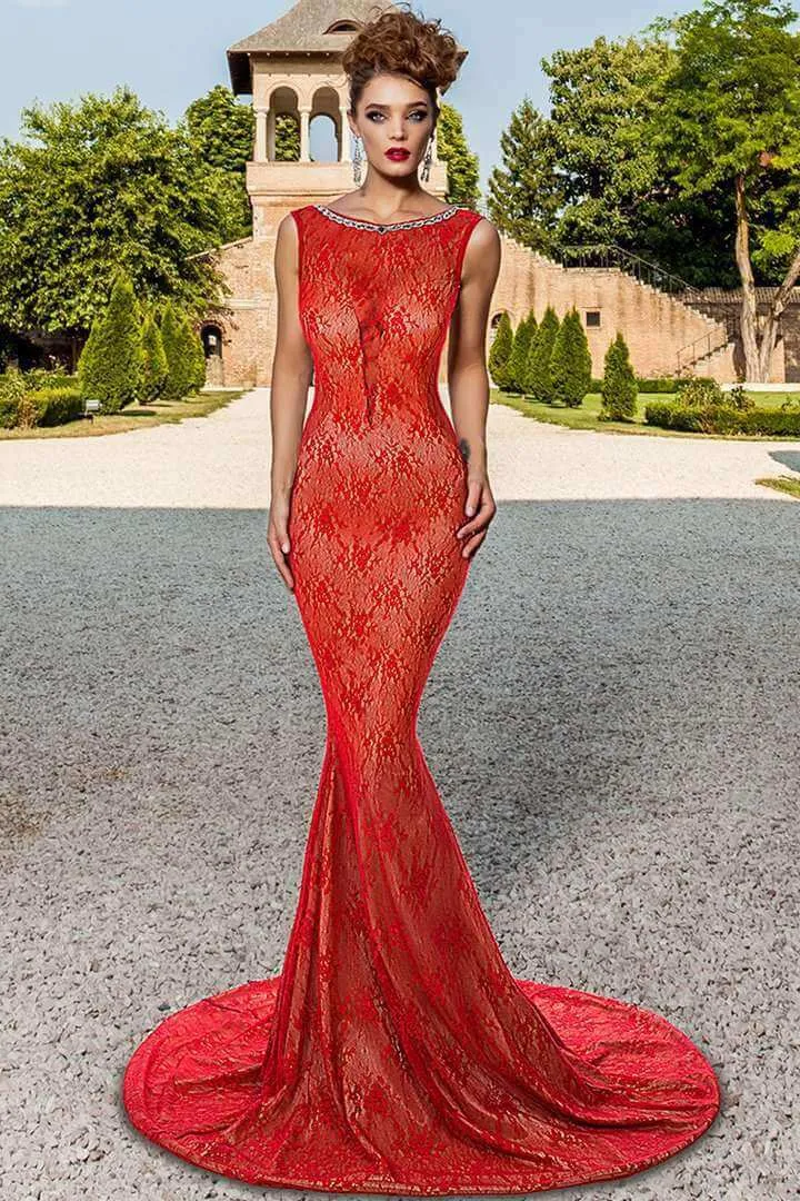 Abito lungo rosso in pizzo - modello a sirena con fodera nude- collo con strass -  Chanttal