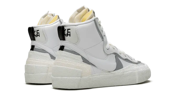 Blazer Mid Sacai White Grey