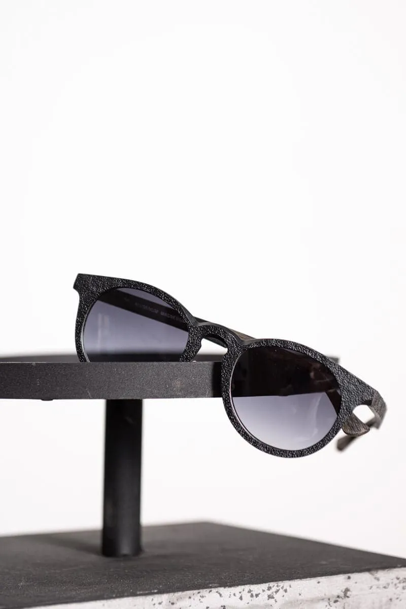 Rigards Eyewear | RG0058AL | Sonnenbrille in schwarzer Betonoptik